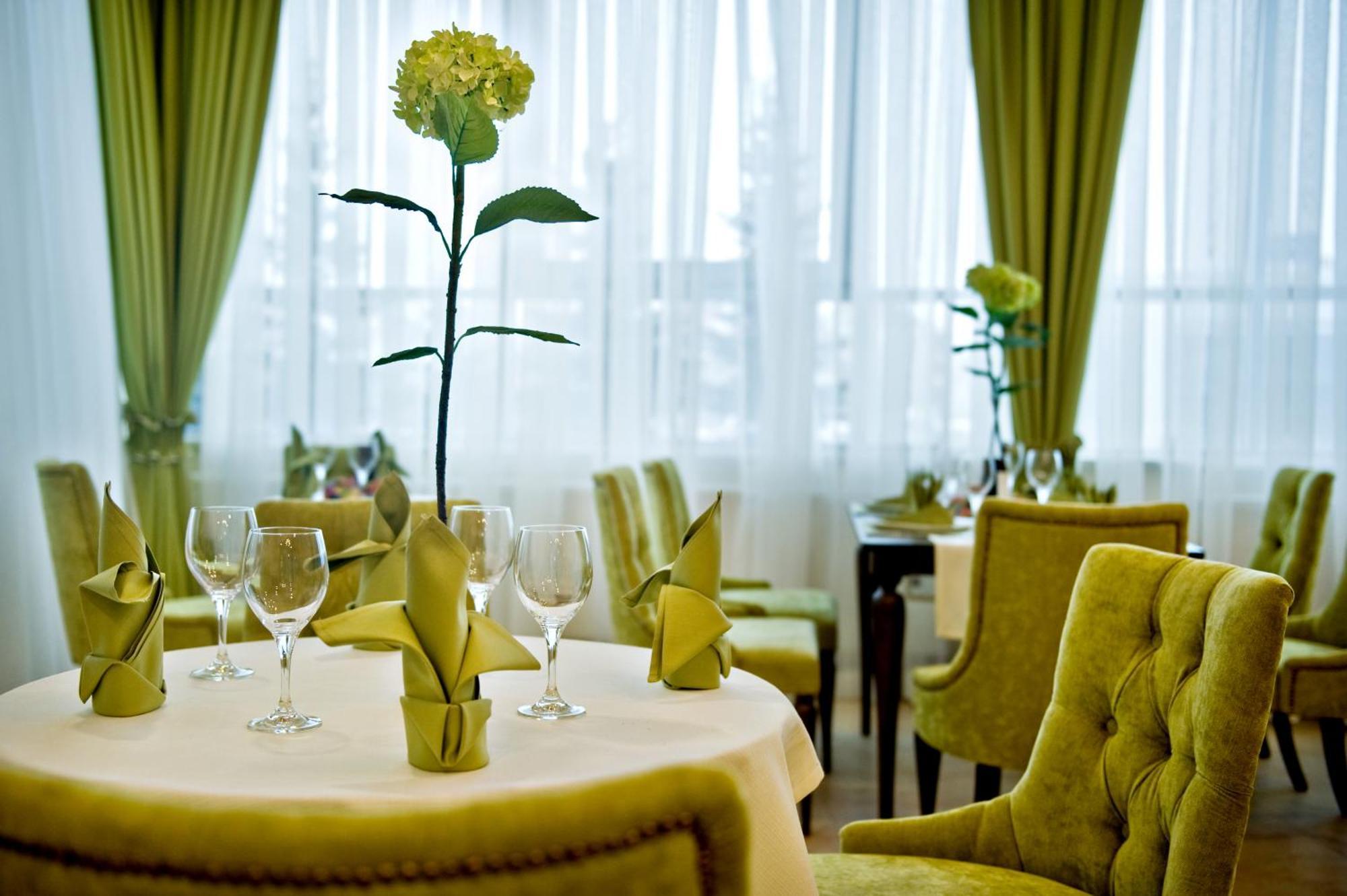 Hotel Prezydencki 3-Star Rzeszow Dış mekan fotoğraf