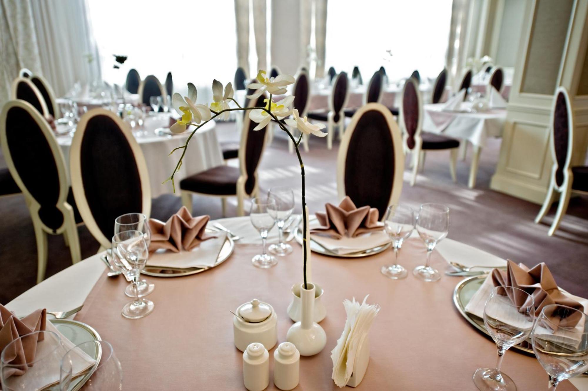 Hotel Prezydencki 3-Star Rzeszow Dış mekan fotoğraf