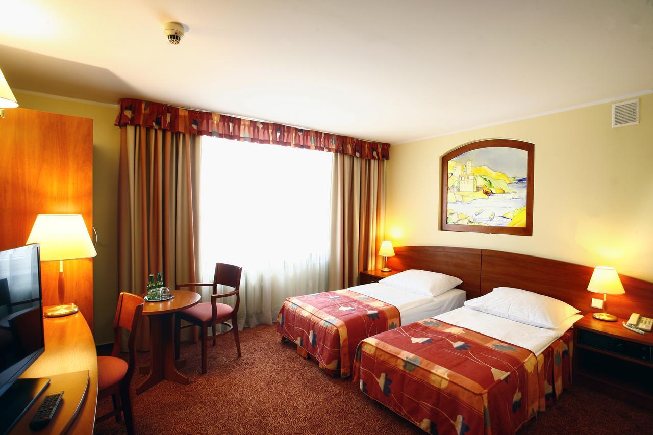 Hotel Prezydencki 3-Star Rzeszow Dış mekan fotoğraf