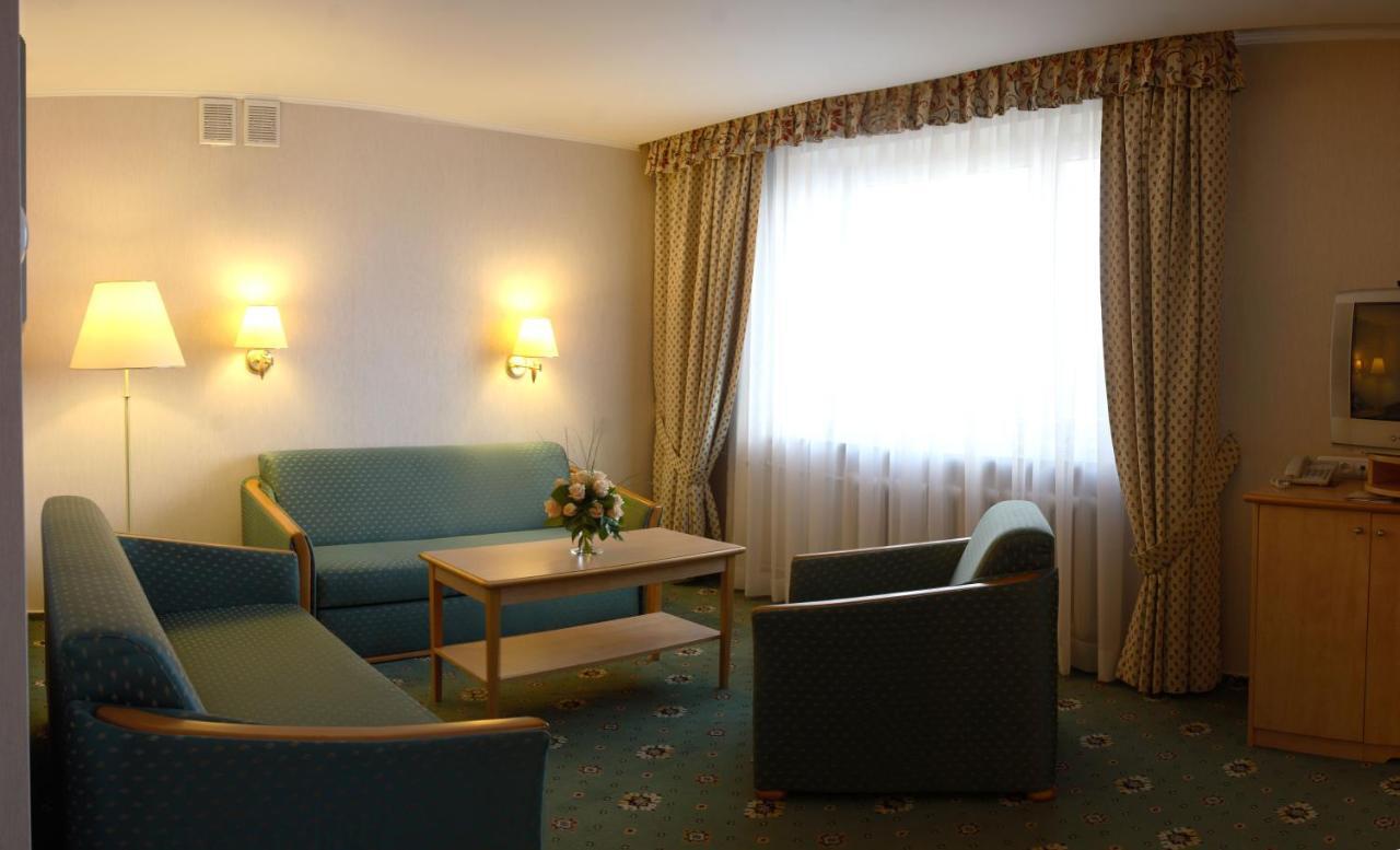 Hotel Prezydencki 3-Star Rzeszow Dış mekan fotoğraf